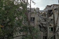 ONLINE: Rusko zesílilo útoky na Donbas, bojí se protofenzívy. A Sněmovna kývla na rozšíření NATO