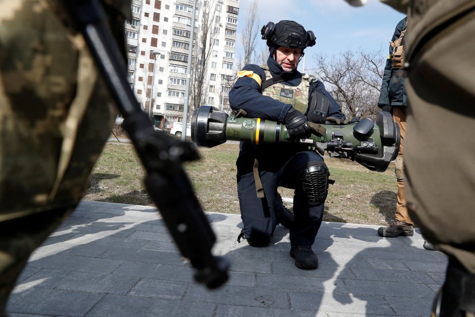Nové obranné jednotky v Kyjevě. (9.3.2022)