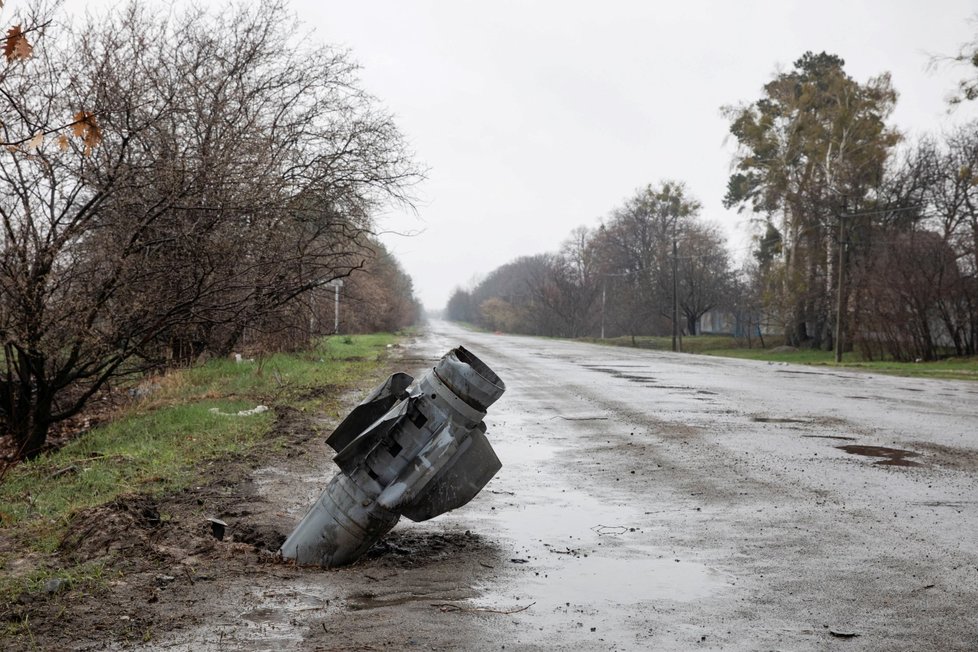 Ruská střela nedaleko Hostomelu (22.4.2022)