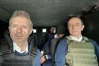 Vystrčil s kolegy na Ukrajině: „Je nutné vidět ty zrůdnosti na vlastní oči,“ říká šéf Senátu