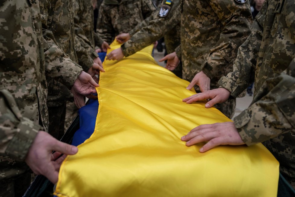 Pohřeb ukrajinského vojáka Andreje Neshodovského v Kyjevě. (25.3.2023)