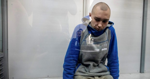 Okupant Vadim (21) popravil bezbranného seniora (†62): U soudu se k vraždě přiznal