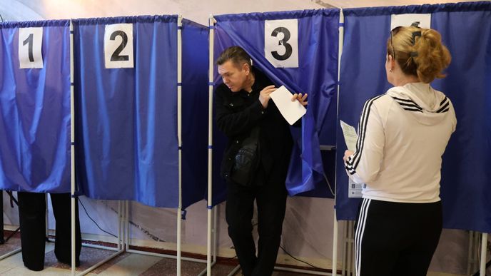 Volby v Ruskem okupovaných oblastech na Ukrajině. Volby v Ruskem okupovaných oblastech na Ukrajině.