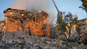 ONLINE: Masivní ruský útok na Kyjev. Zemřelo i dítě, zraněných jsou desítky