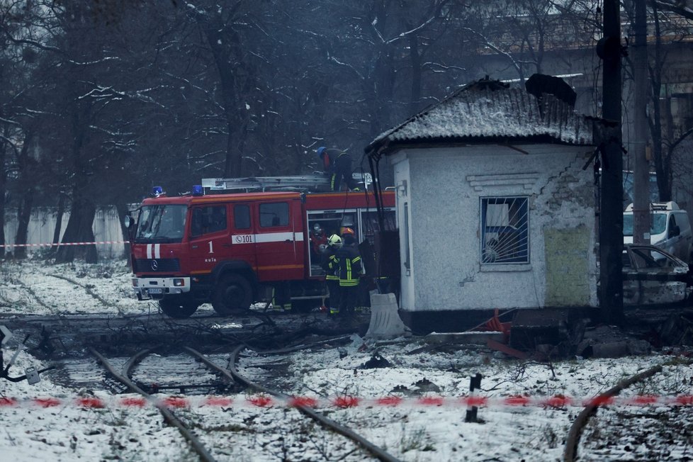 Následky ruského ostřelování v Kyjevě.