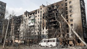 Ruins of Mariupol / Zničený Mariupol. (25.3.2022)