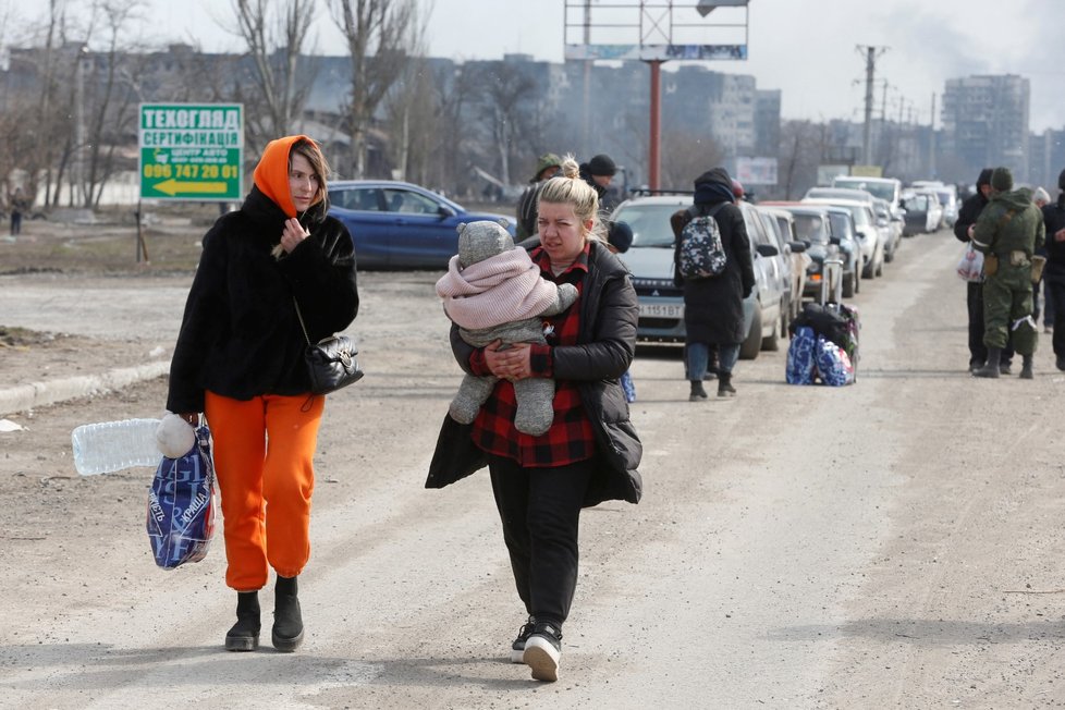 Zdevastované město Mariupol. (17.3.2022)