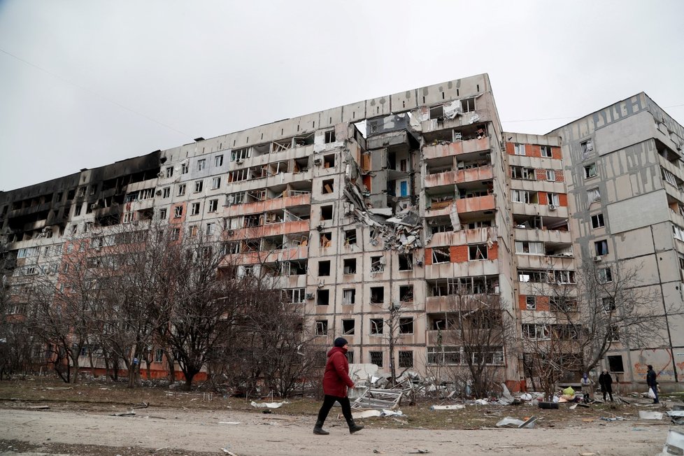 Zdevastované město Mariupol. (17.3.2022)