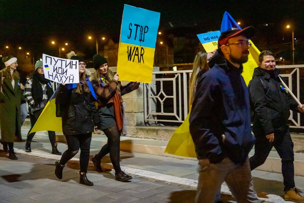 Demonstrace proti ruské invazi na Ukrajinu v Ostravě. (1. 3. 2022)