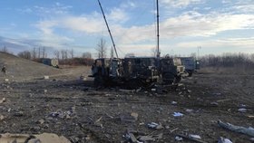Následky ruských náletů na ukrajinské armádní pozice. (24. 2. 2022)
