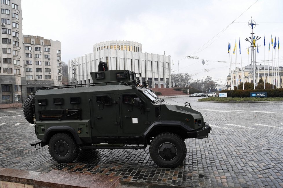 Ukrajinská armáda v Kyjevě. (24. 2. 2022)