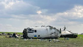 V Záporožské oblasti na Ukrajině ráno havaroval transportní letoun An-26. (22.4.2021)