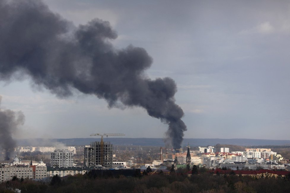 Ruské údery na Lvov. (18.4.2022)