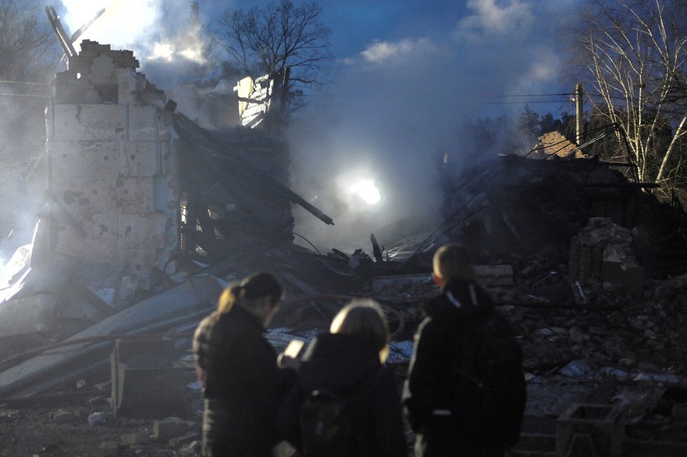 Následky ruského ostřelování ve Lvově (1. 1. 2024)