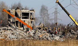 Mrtvých Rusů v Makijivce bylo víc, než přiznala Moskva, tvrdí BBC