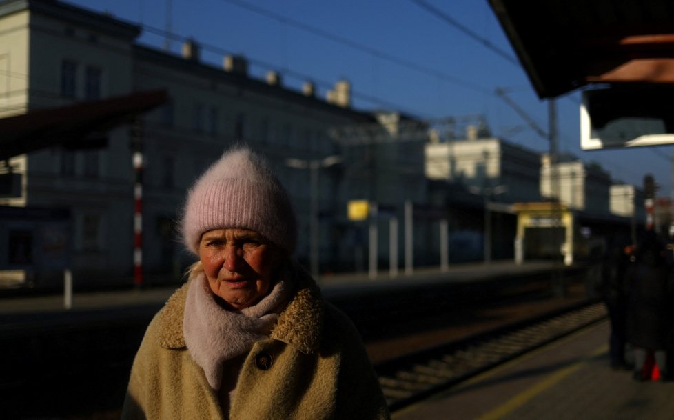 Lidé, kteří prchli z Ukrajiny před válkou, v polské Přemyšli. (24.3.2022)