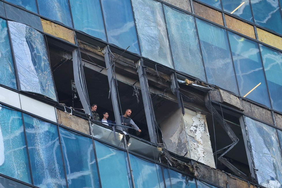 Drony podruhé během dvou dnů poškodily výškovou budovu v Moskvě, kde sídlí i jedno z ministerstev. (1.8.2023)