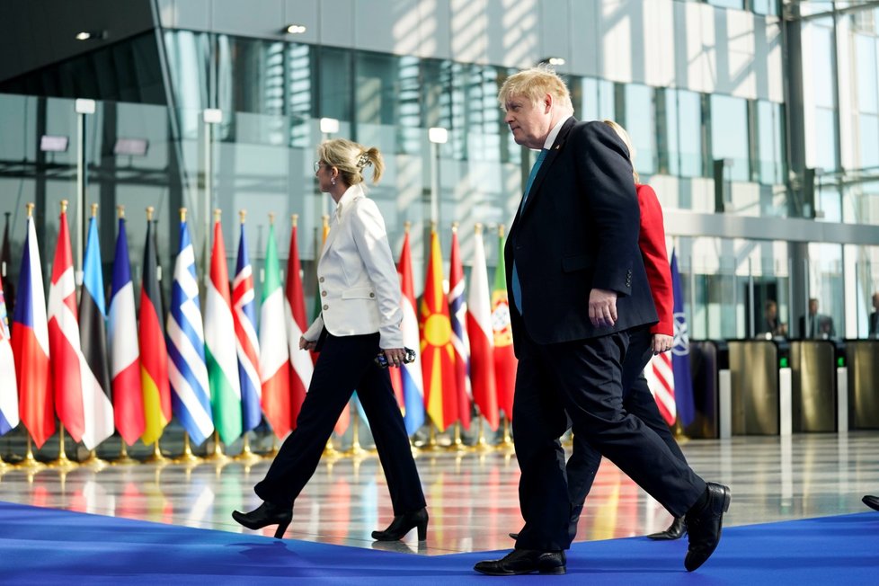 Britský premiér Boris Johnson na summitu NATO v Bruselu. (24.3.2022)