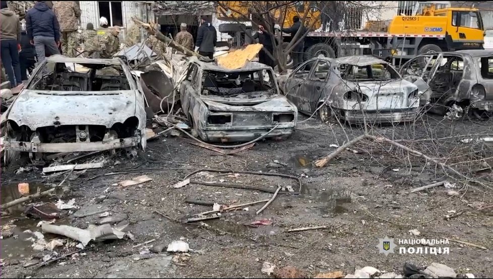 Následky ruského útoku v Umani. (28.4.2023)