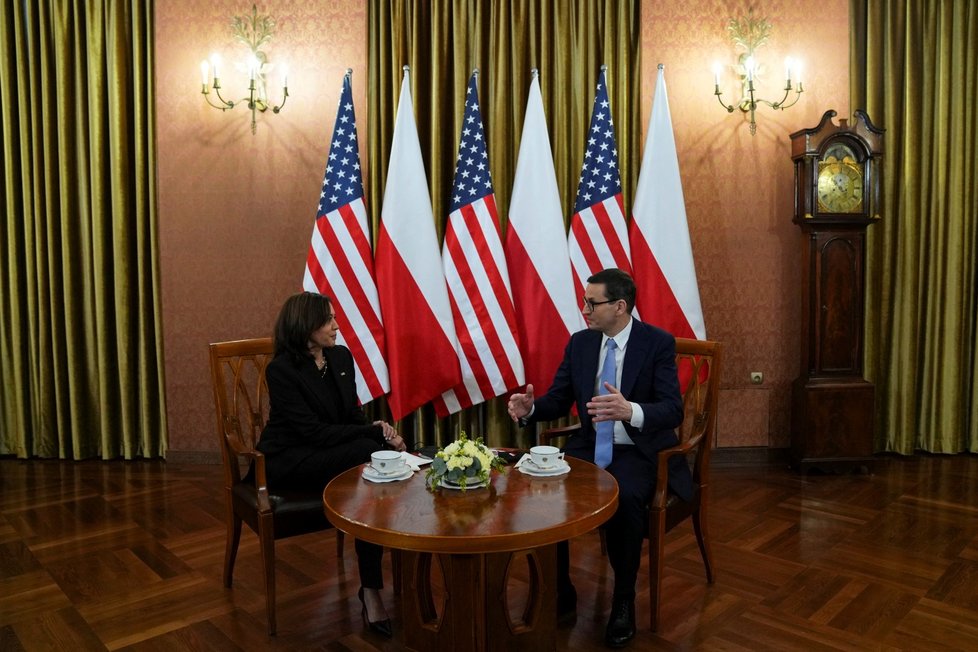 Jednání americké viceprezidentky Kamaly Harrisové a premiéra Mateusze Morawieckého v Polsku. (10.3.2022)