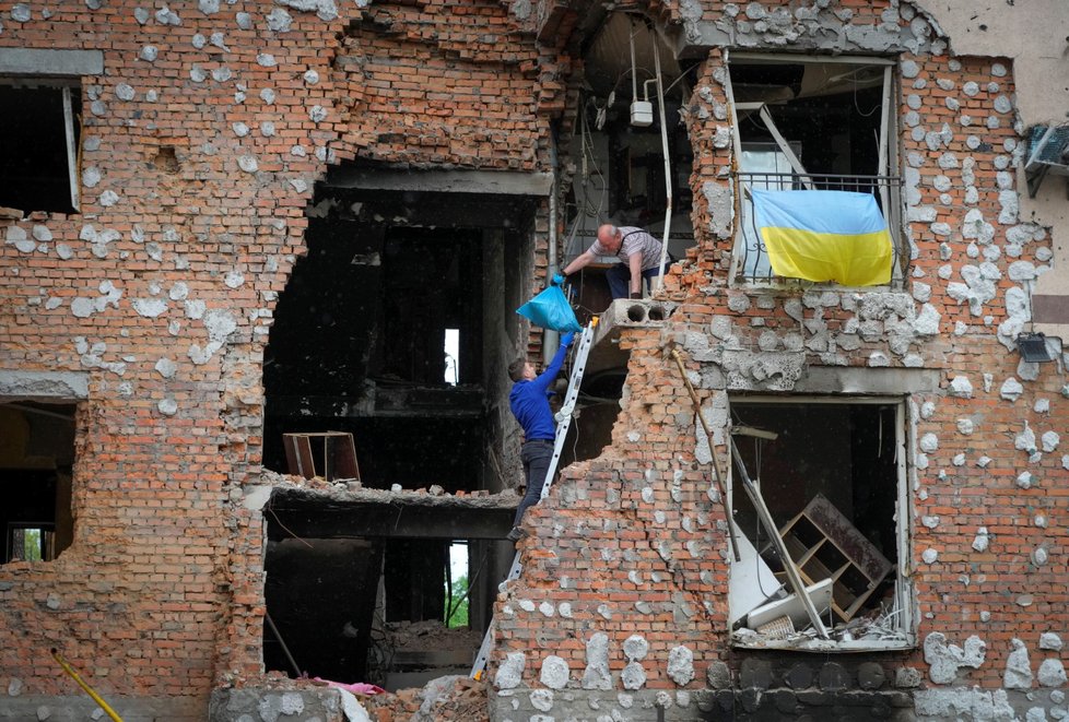 Válka na Ukrajině: Městečko Irpiň v troskách (21.5.2022)
