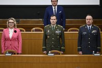 Šéf armády Řehka: Česko je v dosahu ruských zbraní! Na válku je třeba se připravovat i v míru