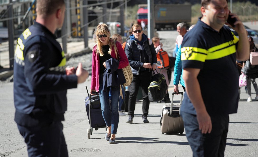 Rusové prchající před mobilizací do Gruzie