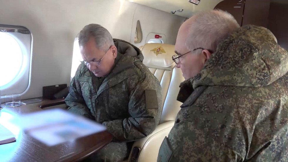 Válka na Ukrajině: Ruský ministr obrany Sergej Šojgu navštívil ruské vojáky na frontě (4. 3. 2023).