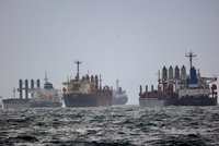 Konec obilné dohody: Z ukrajinské Oděsy vyplula poslední loď, veze řepku a kukuřici