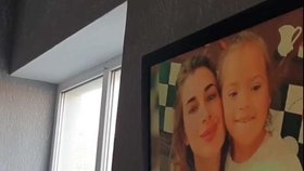 Masakry, popravy, mučení, znásilnění: Ruským válečným zajatcům ukázali důkazy o zvěrstvech