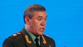 Náčelník generálního štábu Valerij Gerasimov.