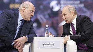 Lukašenka otrávili? Či ho zase trápí zdraví? Při návštěvě v Moskvě u Putina skončil v nemocnici