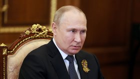 Putin je posedlý představou o „ruské důležitosti a skvělosti“, upozornil exšéf NATO.