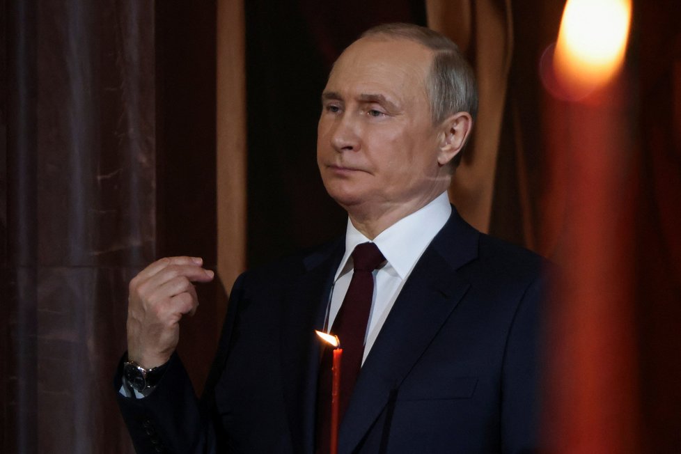 Ruský prezident Putin na velikonoční mši (24.04.2022)