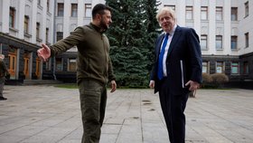 Do Kyjeva za prezidentem Zelenským přijel britský premiér Boris Johnson.