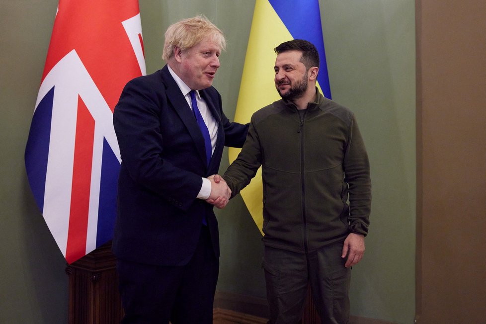 Do Kyjeva za prezidentem Zelenským přijel britský premiér Johnson.