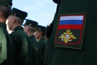 Ruský voják přiznal v odposlechu: Putinova armáda zveřejňuje podvodná videa, aby zveličila úspěchy
