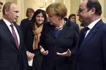 Minský summit: Kancléřku Angelu Merkelovou po jednání s Putinem v Německu zkritizovali