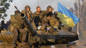 Ukrajinští vojáci dodržují příměří a věří v politické mírové řešení. 
