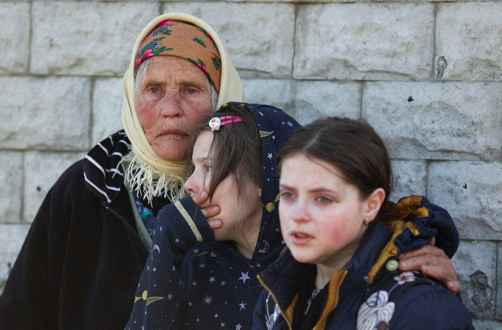 Evakuace lidí z okupovaného Charkova (2. 5. 2022)