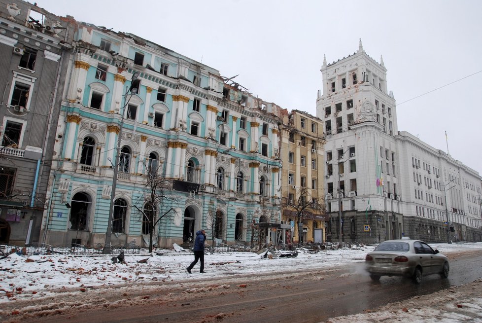 Zničené město Charkov.