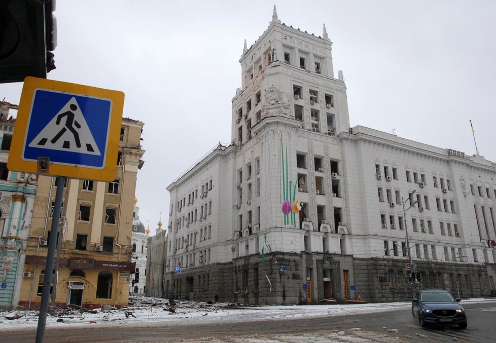 Ruined city of Kharkov / Zničené město Charkov.