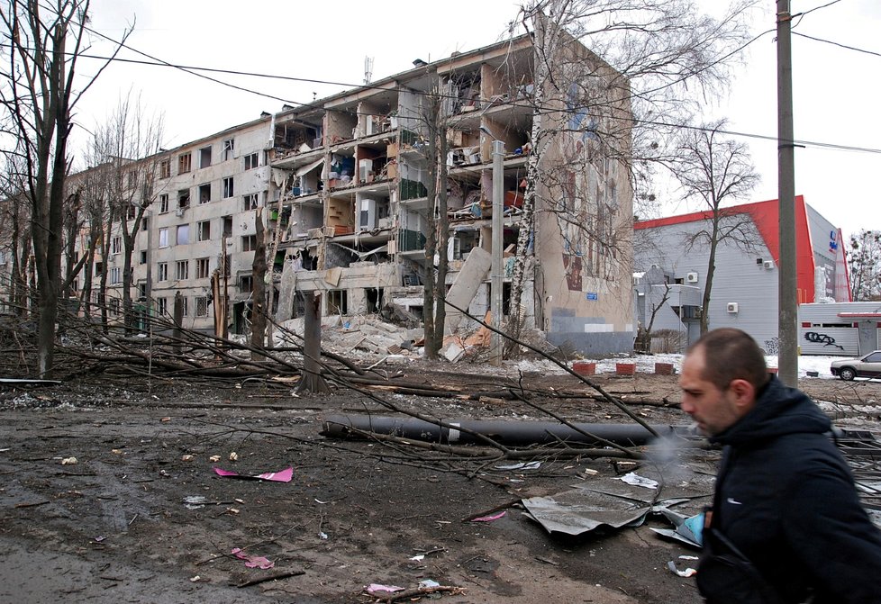 Ruins of Kharkov / Zničené město Charkov.