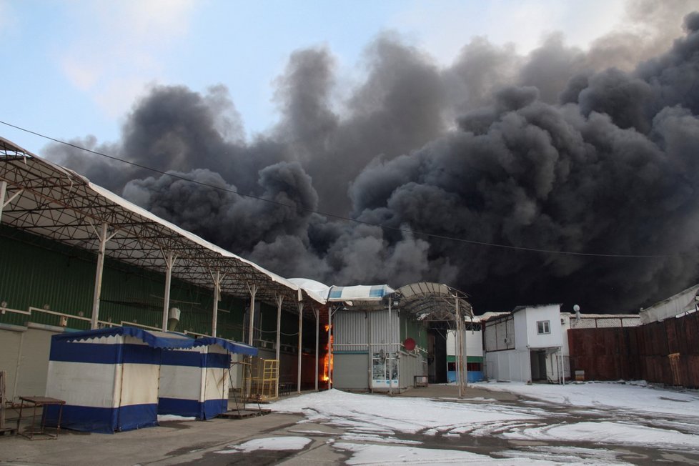 Požár charkovského centra Barabashovo.