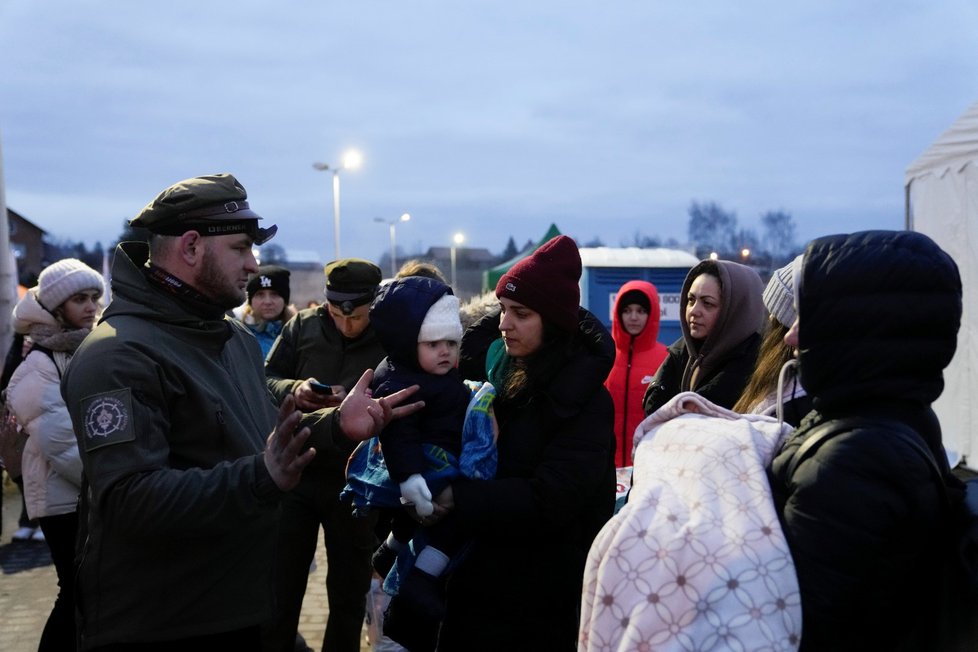 Děti během války na Ukrajině: Některé jsou nemocné, jiné na útěku.