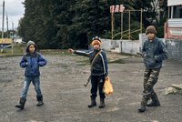 Nechtějí je vrátit rodičům! 300 dětí uvázlo na letních táborech v okupovaných částech Ukrajiny