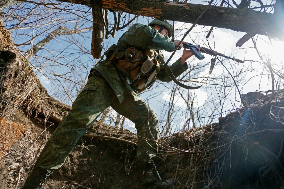 Konflikt na východní Ukrajině zuří dál.