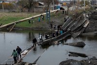 Rusové útočí napříč Ukrajinou: Rakety poškodily energetickou infrastrukturu