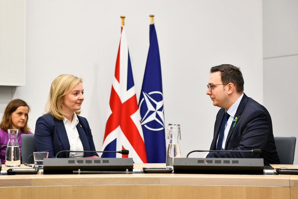 Schůzka ministrů zahraničí NATO 7. 4. 2022: Český šéf diplomacie Jan Lipavský