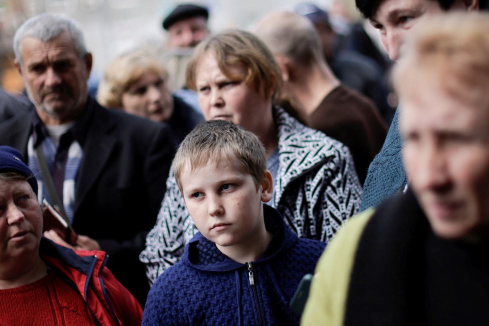 Uprchlíci v jihoukrajinském městě Kryvyj Rih (26. 4. 2022)